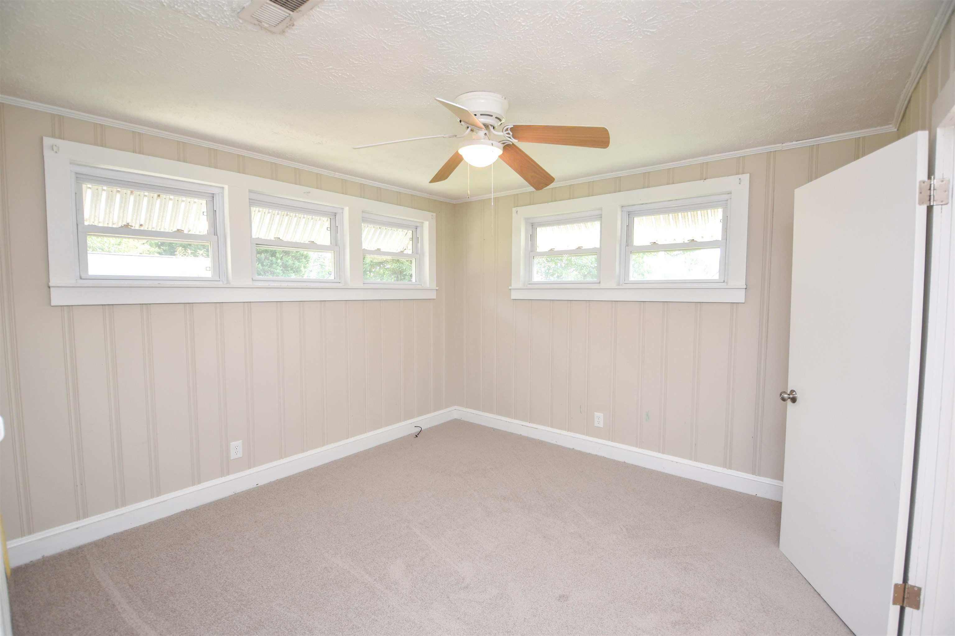406 Blue Ridge Street Easley, SC 29640 - Photo 6 of 12 Gallery Image 6