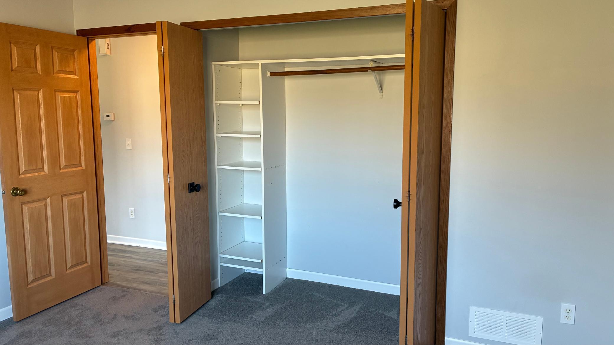 1640 Helena Road North Oakdale, MN 55128 - Photo 13 of 21