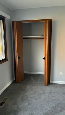 $190,000 | 1640 Helena Road North, Oakdale, MN 55128