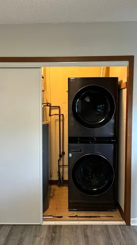 $190,000 | 1640 Helena Road North, Oakdale, MN 55128