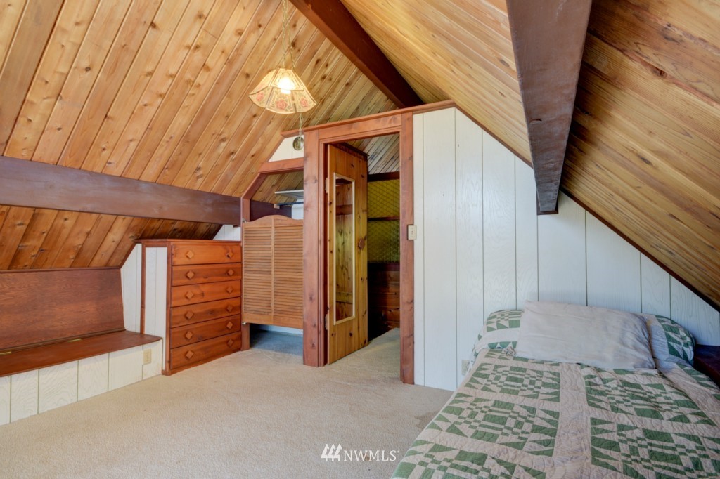 1962 Island View Road Oak Harbor, WA 98277 - Photo 13 of 25 Gallery Image 13