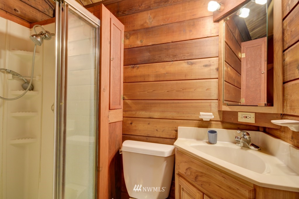 1962 Island View Road Oak Harbor, WA 98277 - Photo 16 of 25 Gallery Image 16