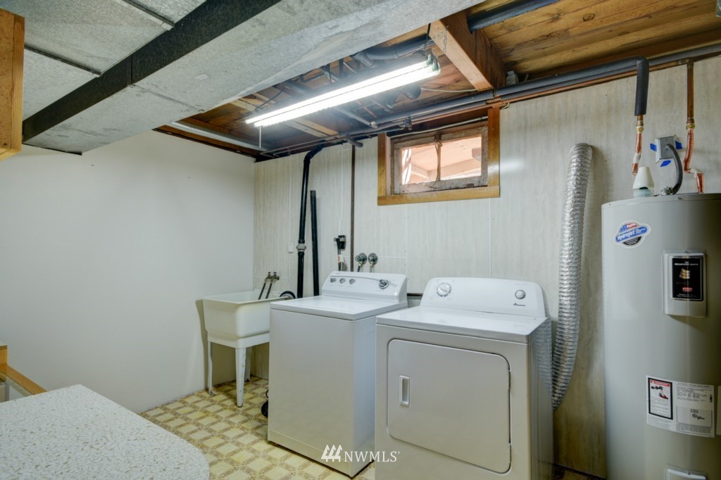 1962 Island View Road Oak Harbor, WA 98277 - Photo 23 of 25 Gallery Image 23