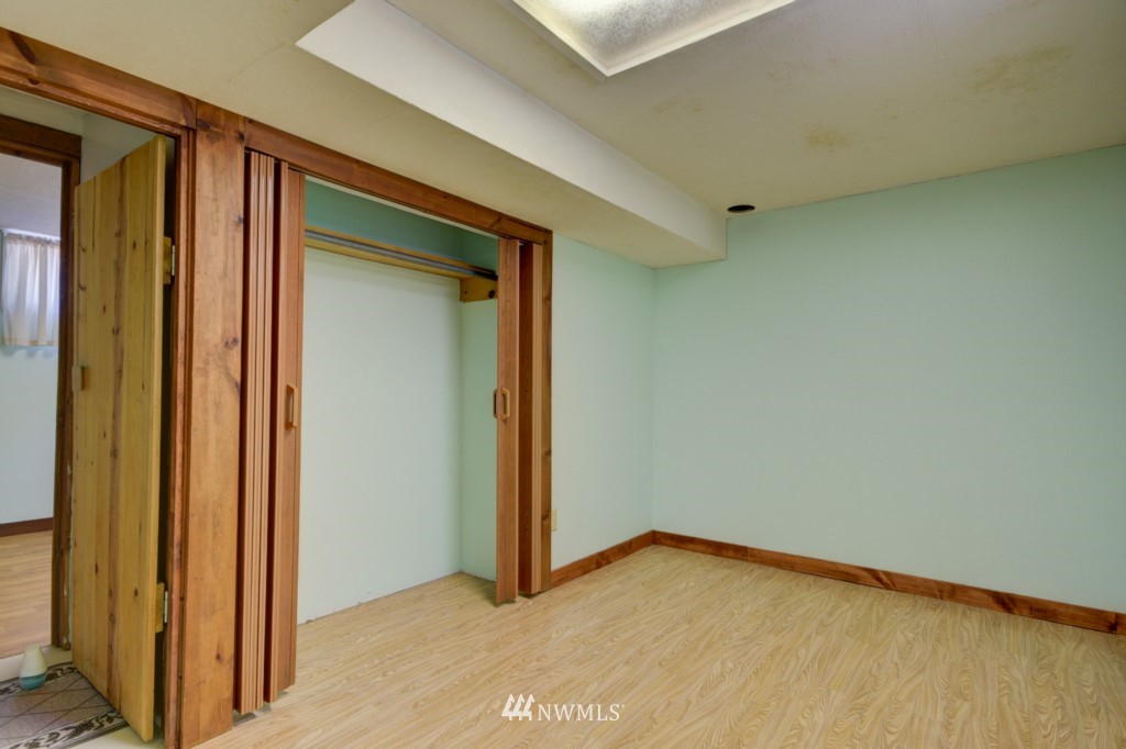1962 Island View Road Oak Harbor, WA 98277 - Photo 10 of 25 Gallery Image 10