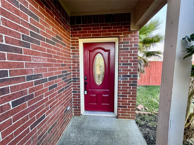 $2,050 | 2503 Marlin Drive, Texas City, TX 77591