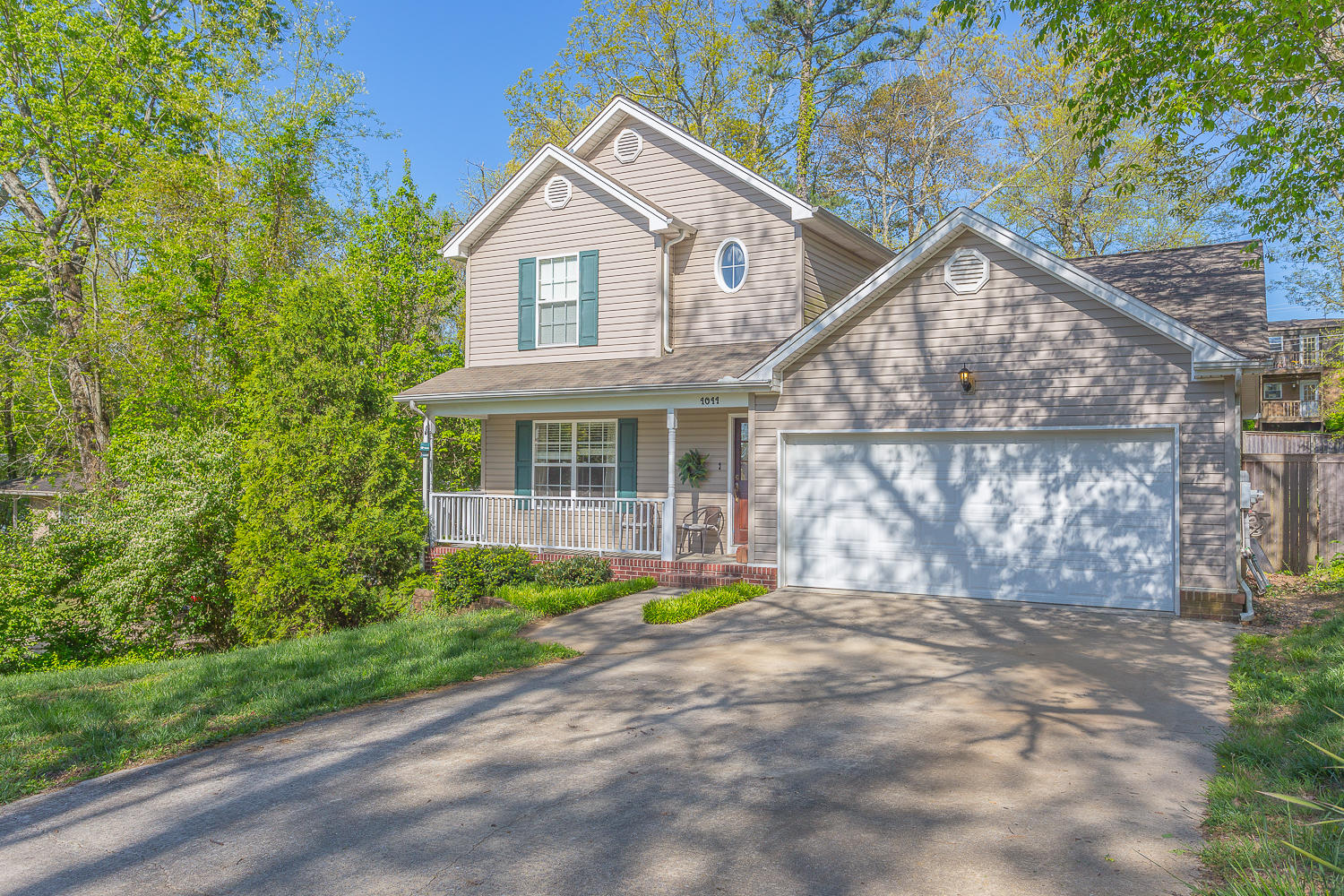 1011 Signal Road Signal Mountain, TN 37377 - Photo 2 of 42 1011 Signal Road-3