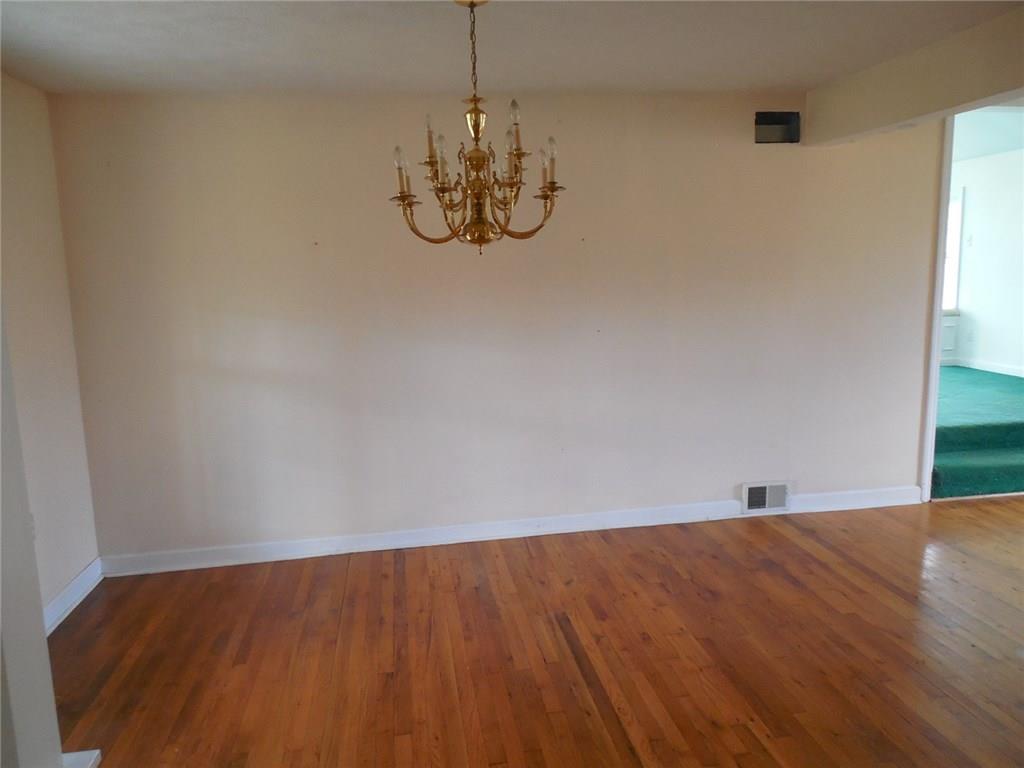 999 Thorn Run Road Coraopolis, PA 15108 - Photo 4 of 16 Gallery Image 4
