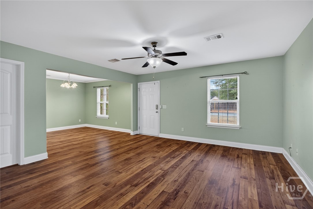 132 Crossing Circle Rincon, GA 31326 - Photo 5 of 31