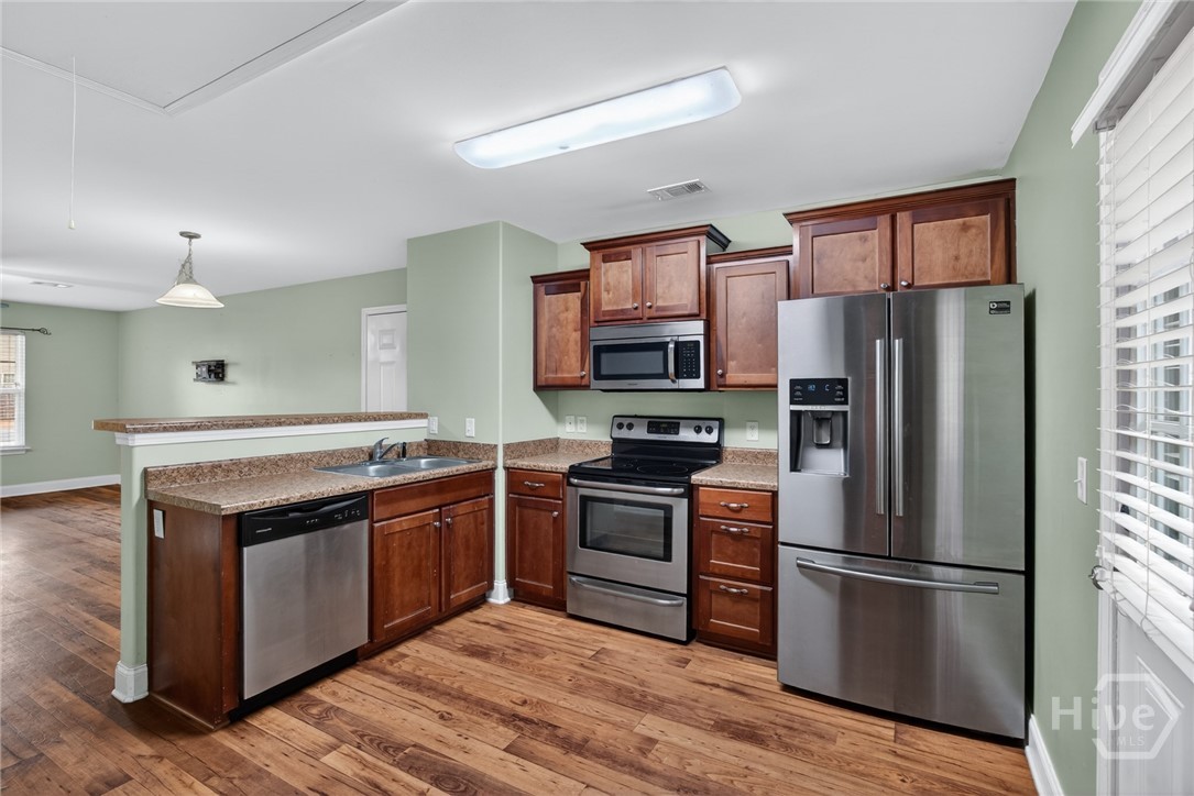 132 Crossing Circle Rincon, GA 31326 - Photo 10 of 31