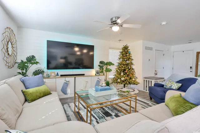 $409,900 | 843 67th Avenue North, Myrtle Beach, SC 29572