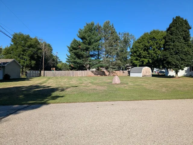 $33,000 | 18075 Shamrock Boulevard, Big Rapids, MI 49307