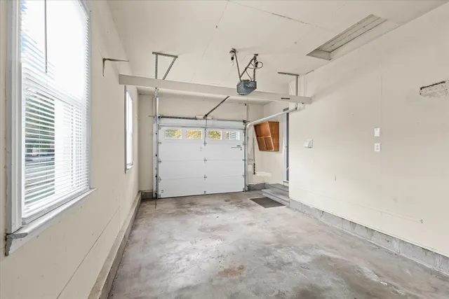 $164,999 | 601 West Main Street, Clinton, IL 61727