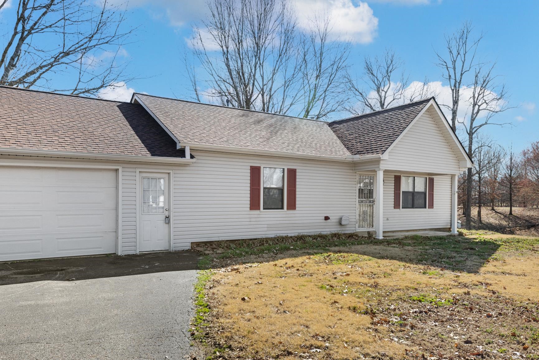 3913 Holly Grove Road Covington, TN 38019 - Photo 3 of 27 Gallery Image 3