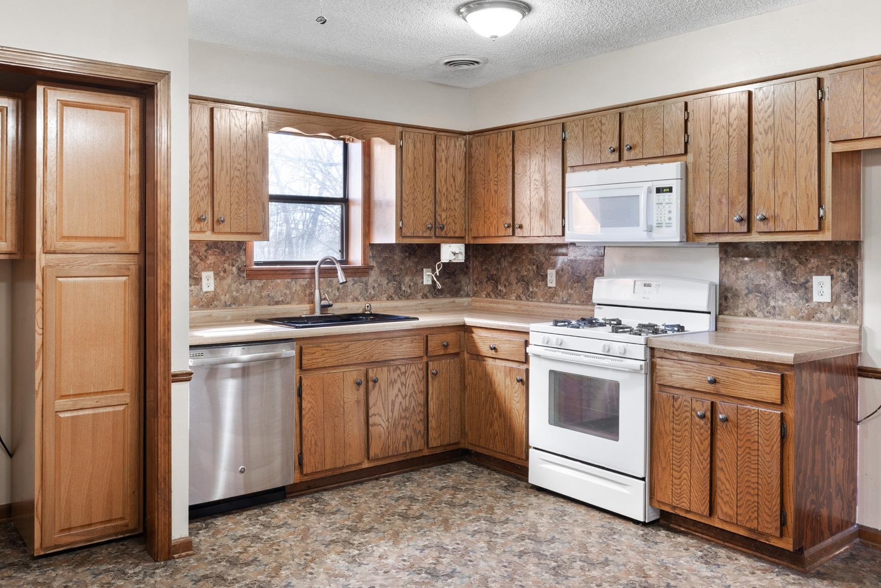 3913 Holly Grove Road Covington, TN 38019 - Photo 10 of 27 Gallery Image 10