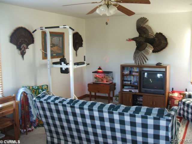 7500 Shooters Run Road New Kent, VA 23124 - Photo 8 of 12 Bedroom