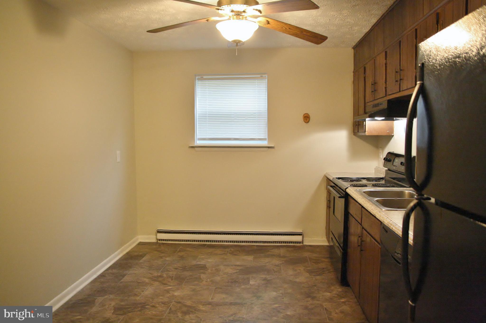 6007 Willow Spring Road, Unit B Harrisburg, PA 17111 - Photo 3 of 12