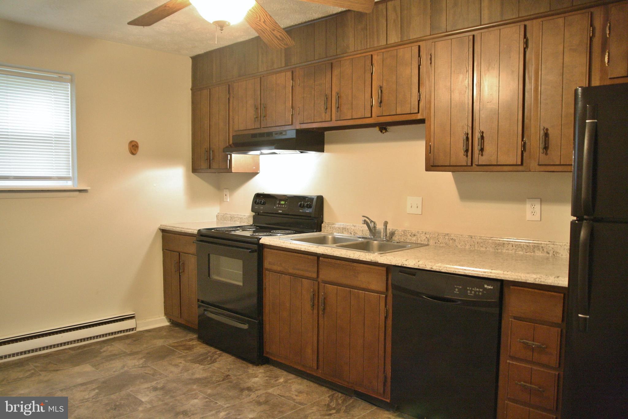 6007 Willow Spring Road, Unit B Harrisburg, PA 17111 - Photo 4 of 12