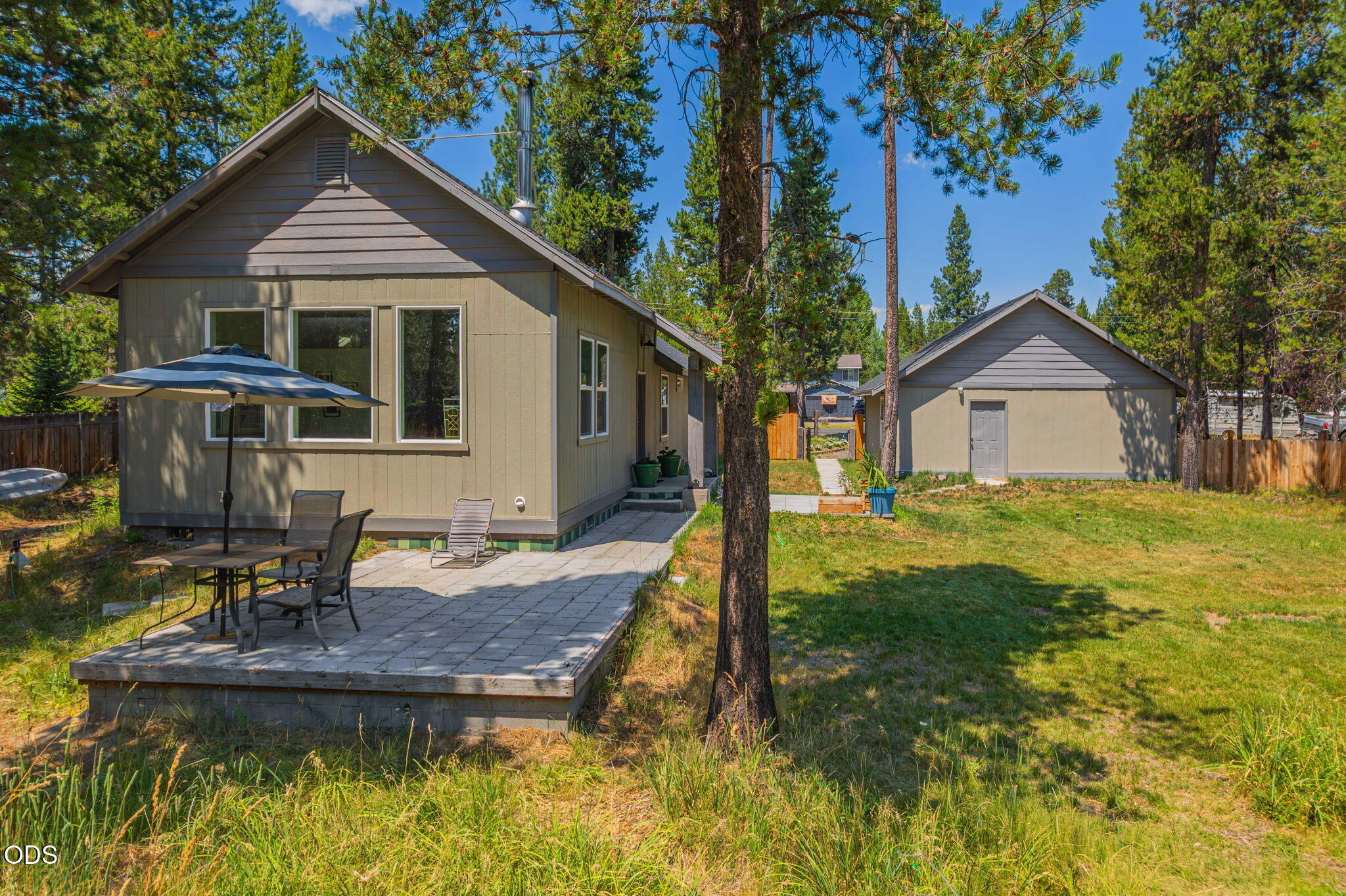 17465 Snow Goose Road Bend, OR 97707 - Photo 30 of 35