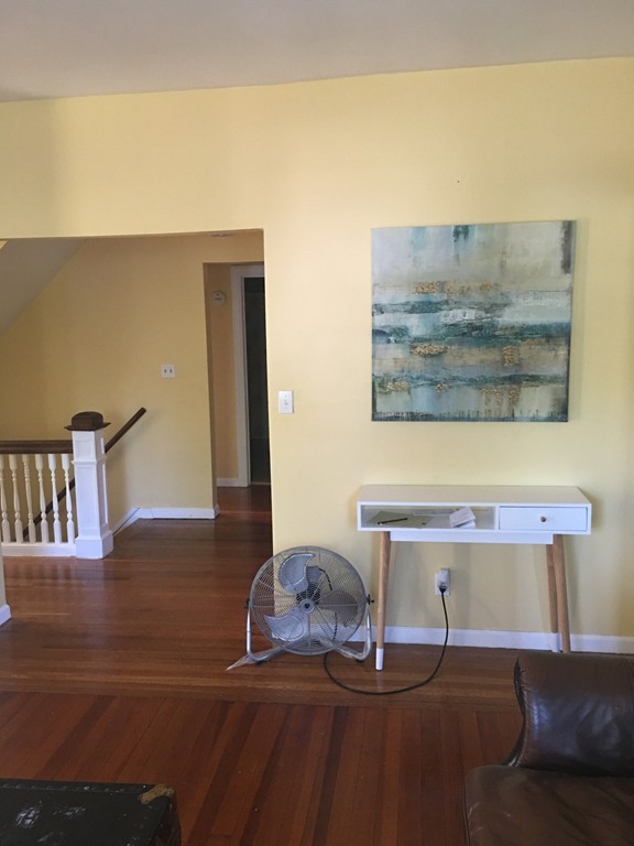 529 White Street Springfield, MA 01108 - Photo 8 of 16 a living room with furniture