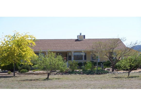 21450 Juniper Ridge Road Paulden, AZ 86334 - Photo 1 of 24 Primary Photo