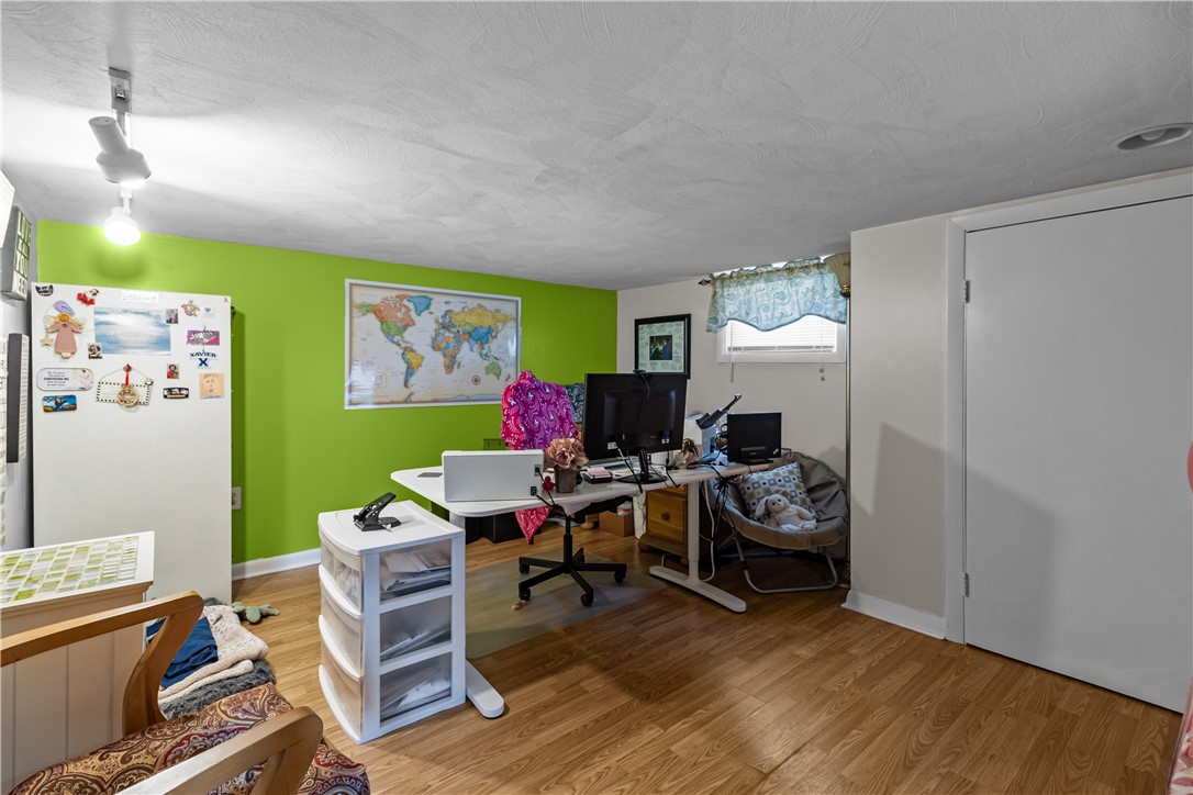 17 Mowry Avenue Cumberland, RI 02864 - Photo 24 of 37