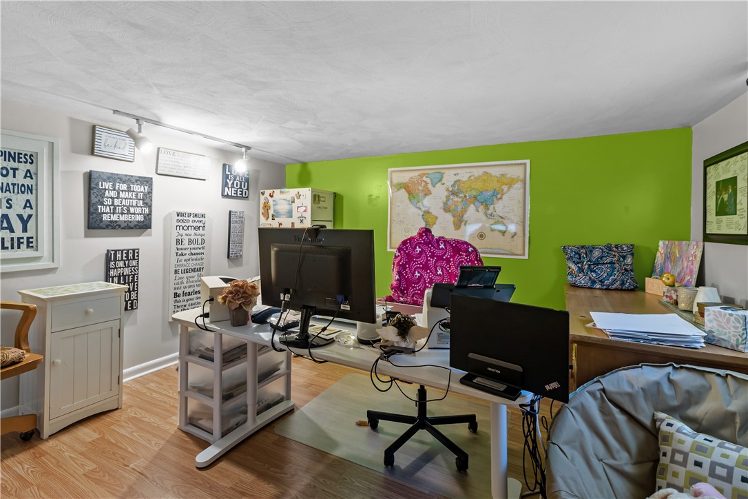 17 Mowry Avenue Cumberland, RI 02864 - Photo 25 of 37