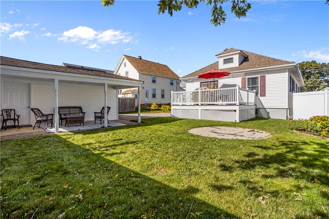 17 Mowry Avenue Cumberland, RI 02864 - Photo 33 of 37