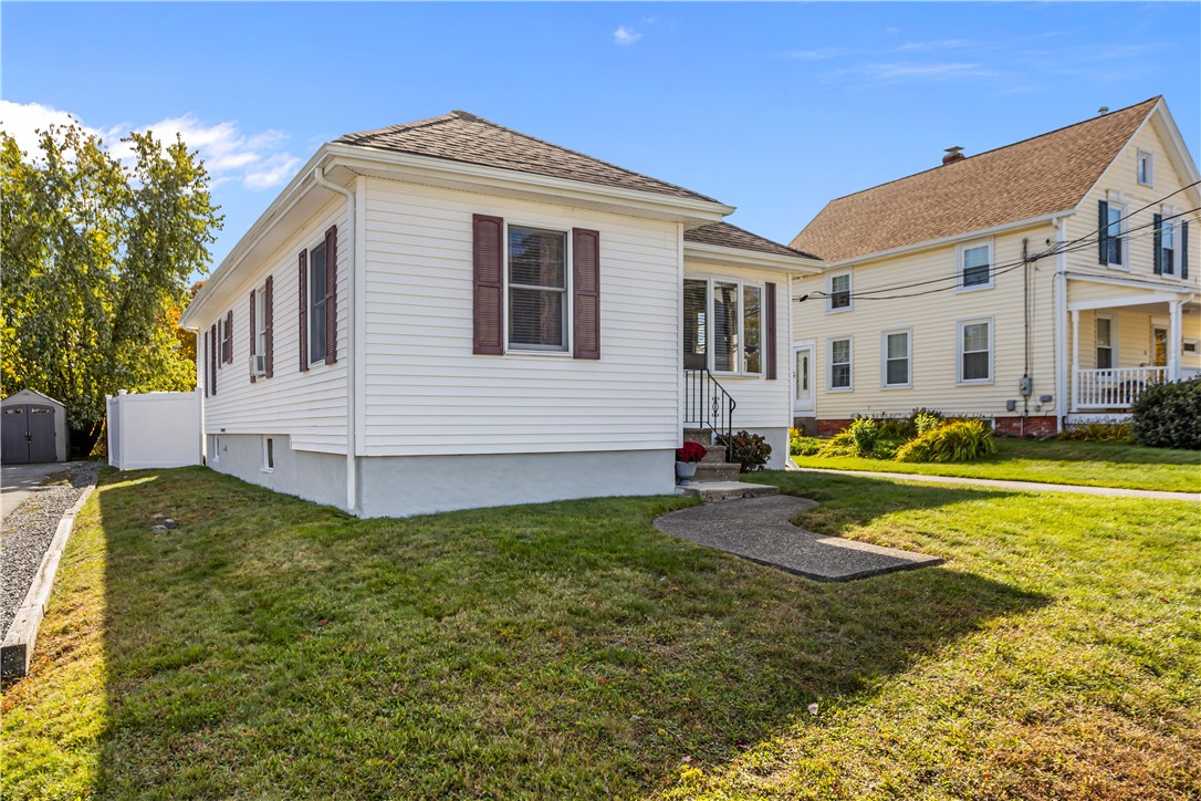 17 Mowry Avenue Cumberland, RI 02864 - Photo 37 of 37