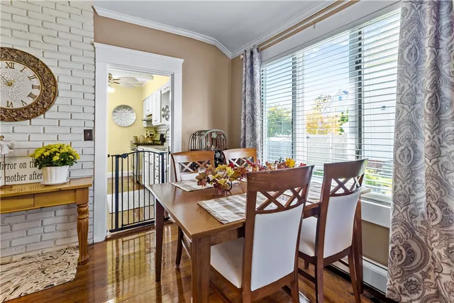 $470,500 | 17 Mowry Avenue, Cumberland, RI 02864