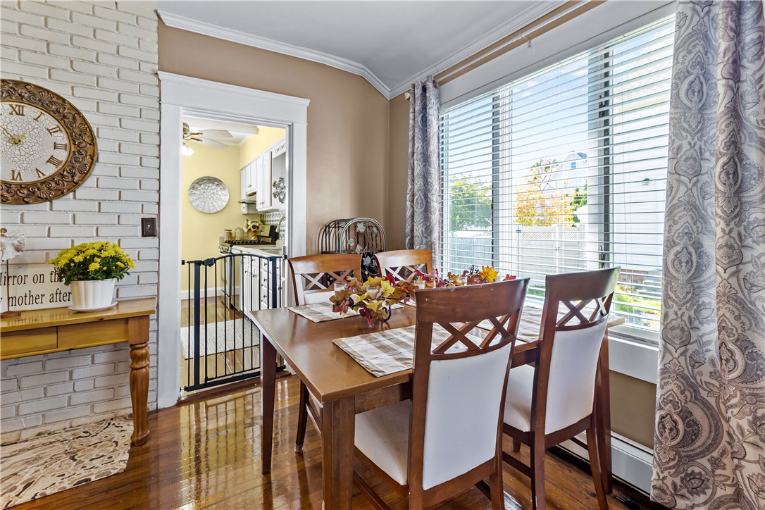 17 Mowry Avenue Cumberland, RI 02864 - Photo 5 of 37