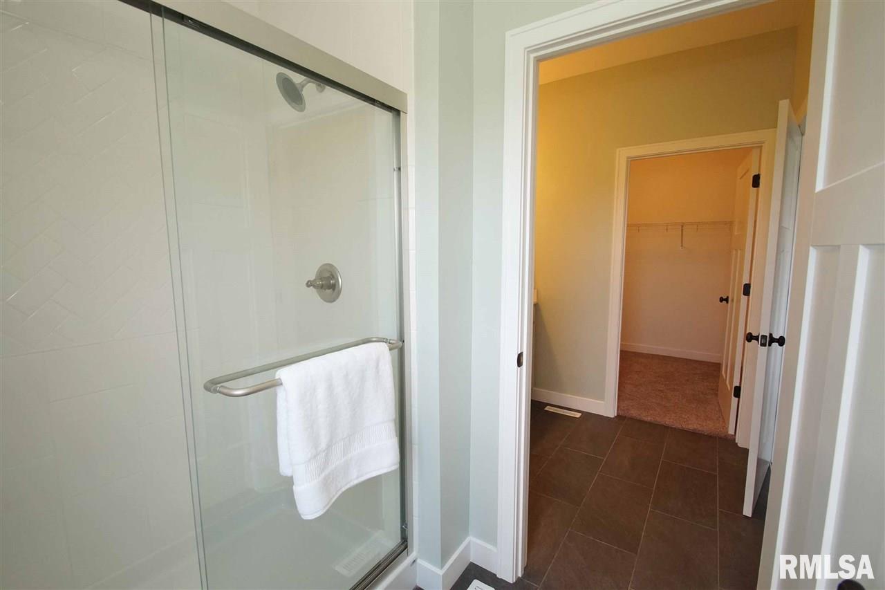 1324 North Nofsinger Road Washington, IL 61571 - Photo 20 of 31 Gallery Image 20