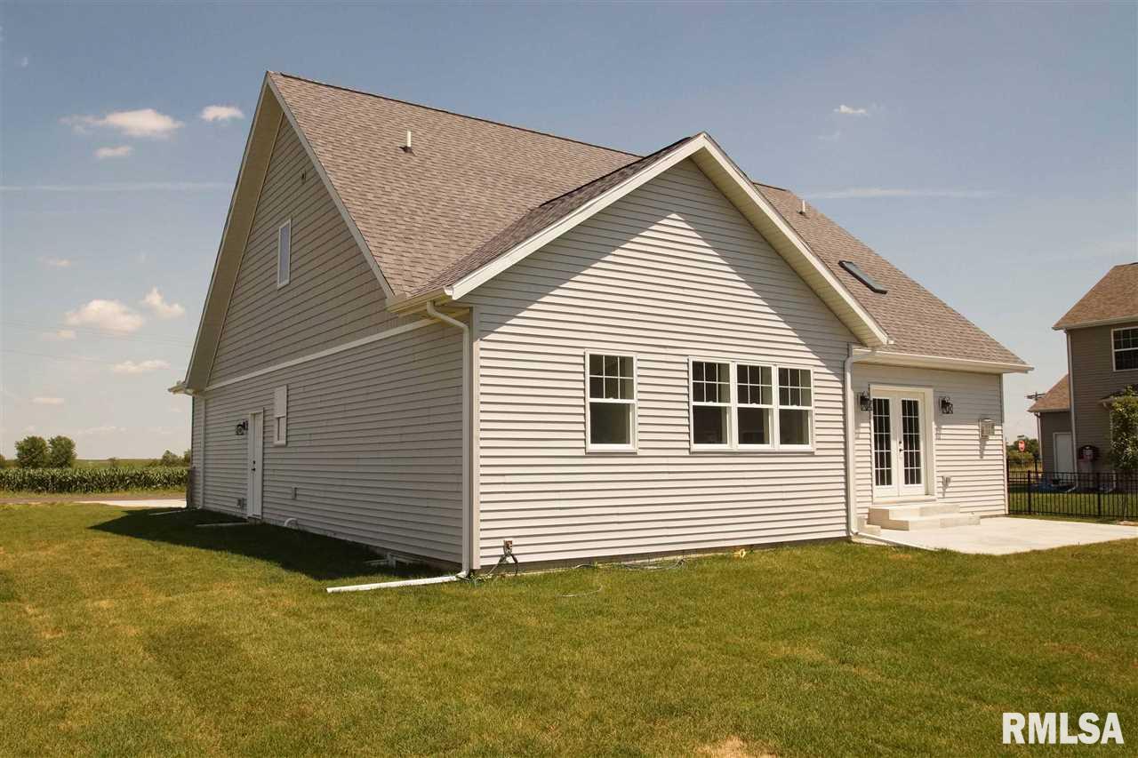1324 North Nofsinger Road Washington, IL 61571 - Photo 5 of 31 Gallery Image 5