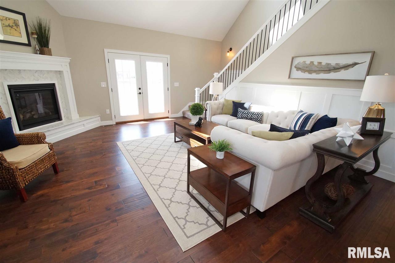 1324 North Nofsinger Road Washington, IL 61571 - Photo 7 of 31 Gallery Image 7
