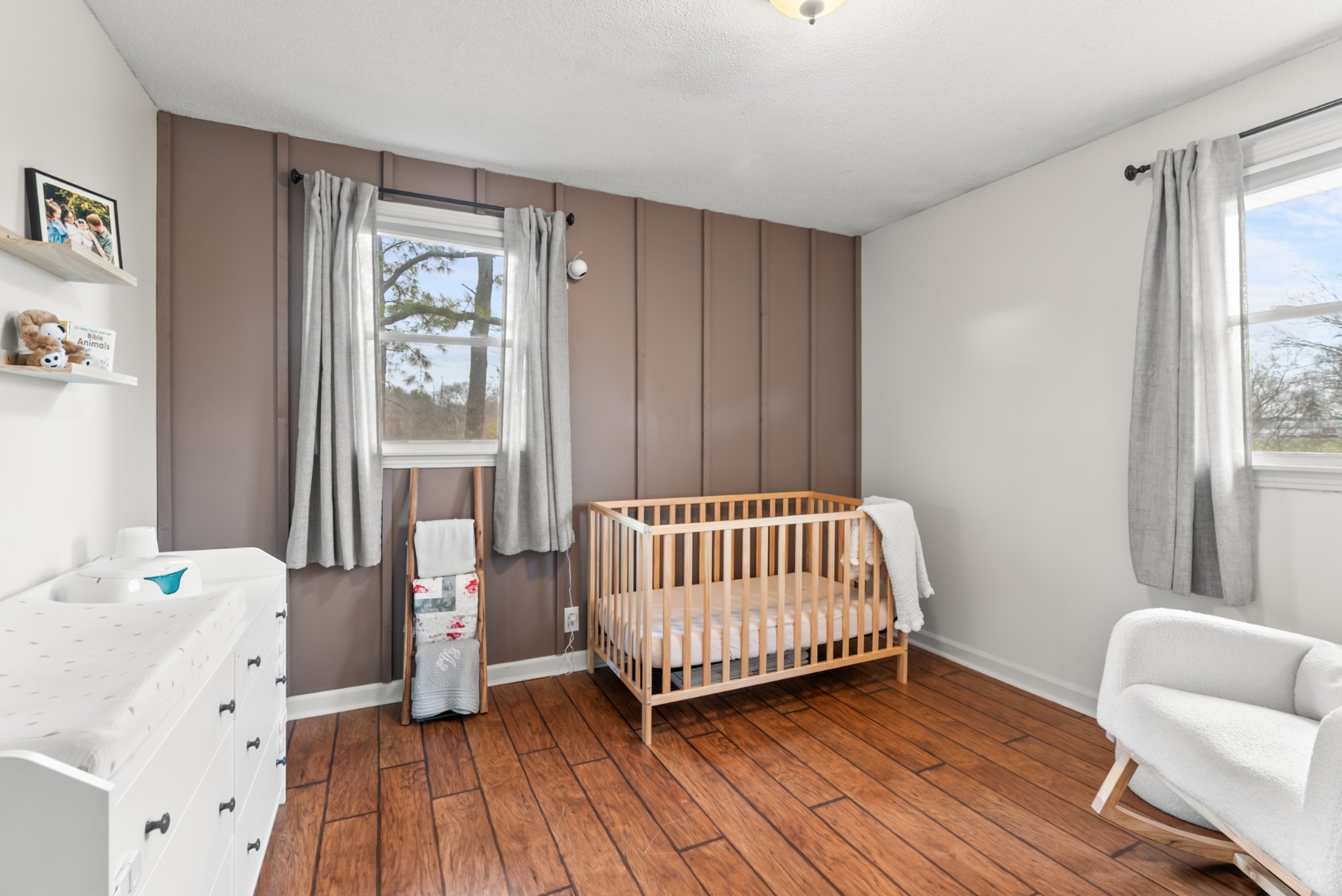 4005 Fawn Drive Springfield, TN 37172 - Photo 22 of 40 a bedroom with a bed and wooden floor