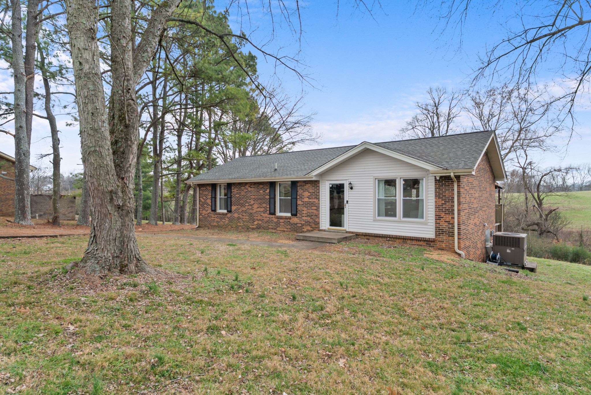 4005 Fawn Drive Springfield, TN 37172 - Photo 25 of 40 a view of a house with a yard