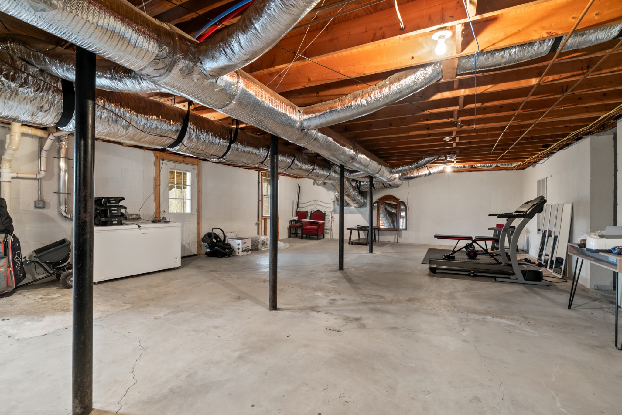 4005 Fawn Drive Springfield, TN 37172 - Photo 35 of 40 a view of parking garage