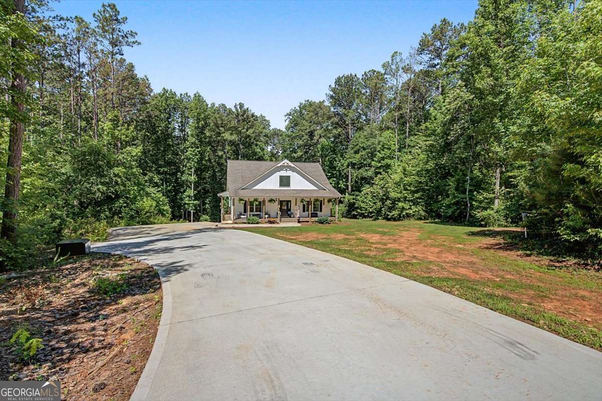 1381 Star Point Road Carrollton, GA 30116 - Photo 5 of 56