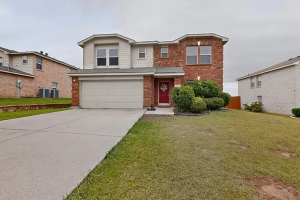 $3,000 | 2435 Castle Pines Drive, Burleson, TX 76028