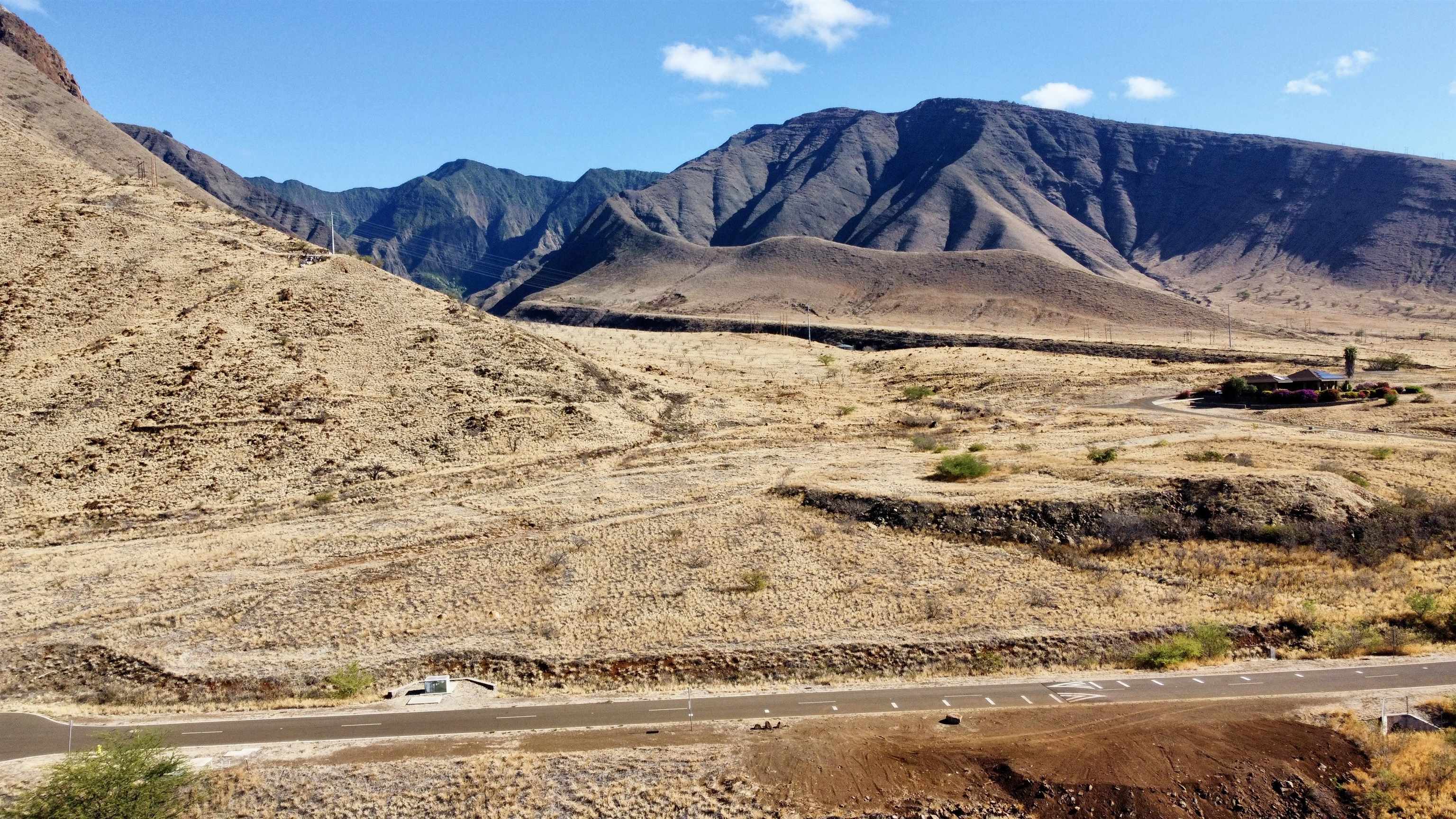 0 Kehalea Place, Unit LOT 9 A Lahaina, HI 96761 - Photo 6 of 11 a view of a dry yard with wooden fence