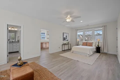 $800,000 | 30054 Village Park Drive, Chapel Hill, NC 27517