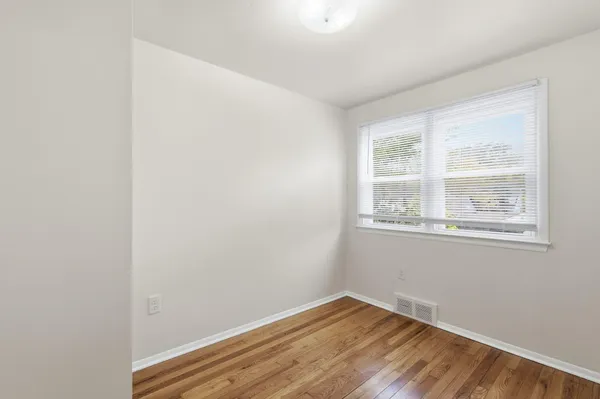 $1,495 | 314 West Muir Avenue, Hazel Park, MI 48030