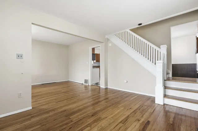 $1,595 | 314 West Muir Avenue, Hazel Park, MI 48030