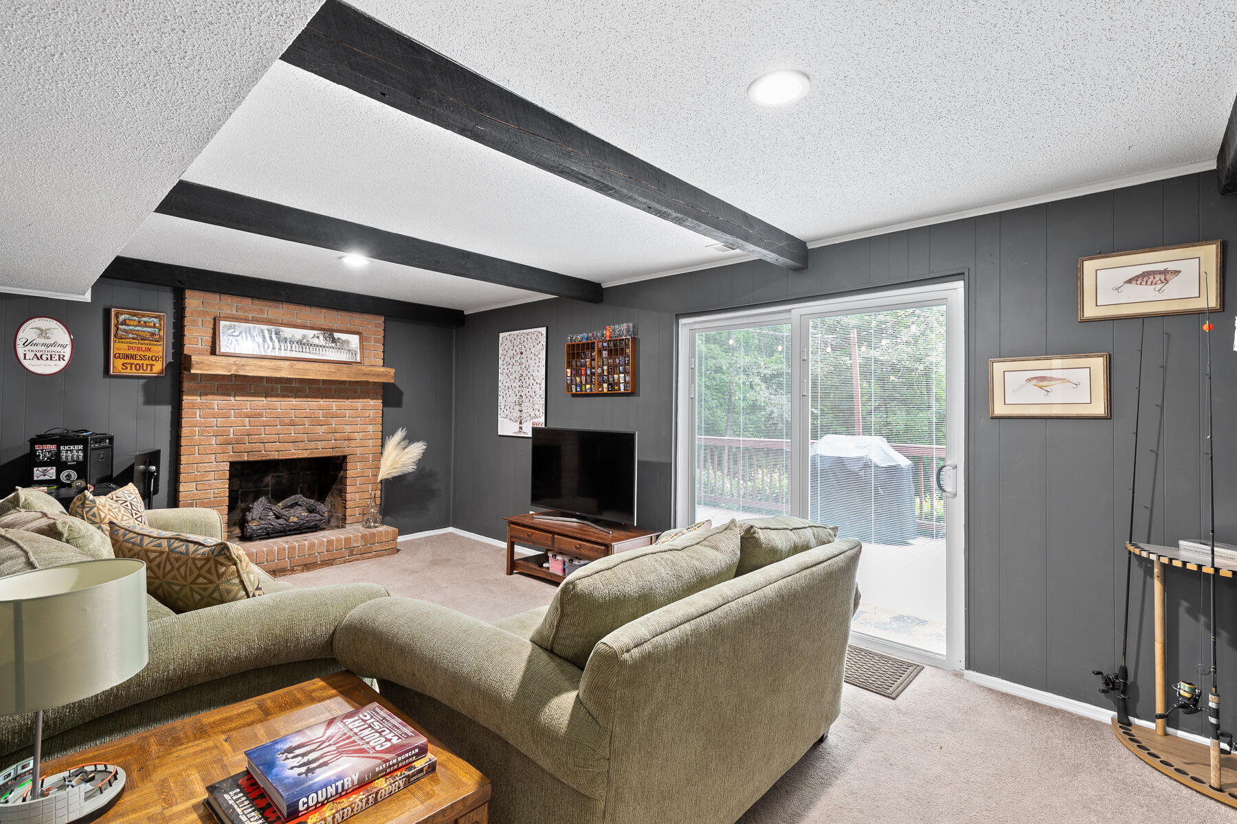 423 Stone Ridge Drive Hixson, TN 37343 - Photo 26 of 32 Family Room