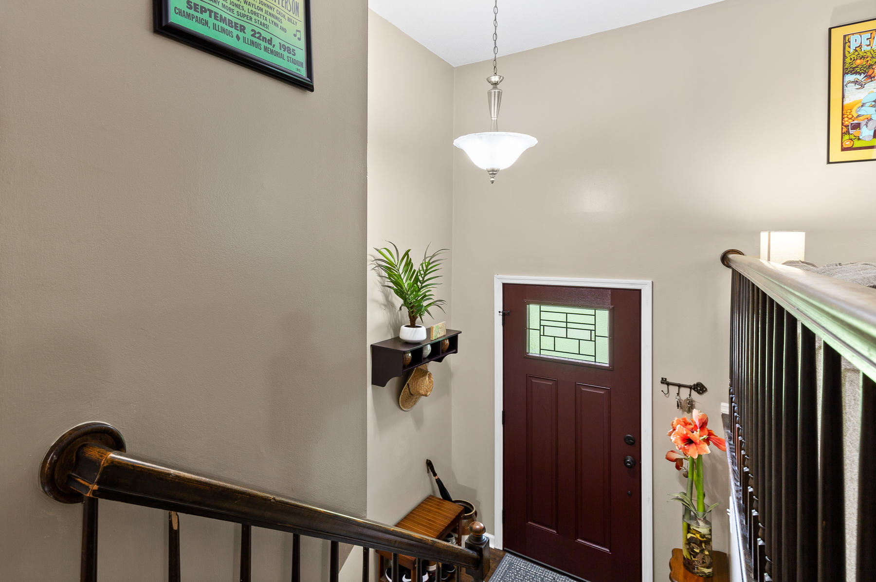 423 Stone Ridge Drive Hixson, TN 37343 - Photo 4 of 32 Entry