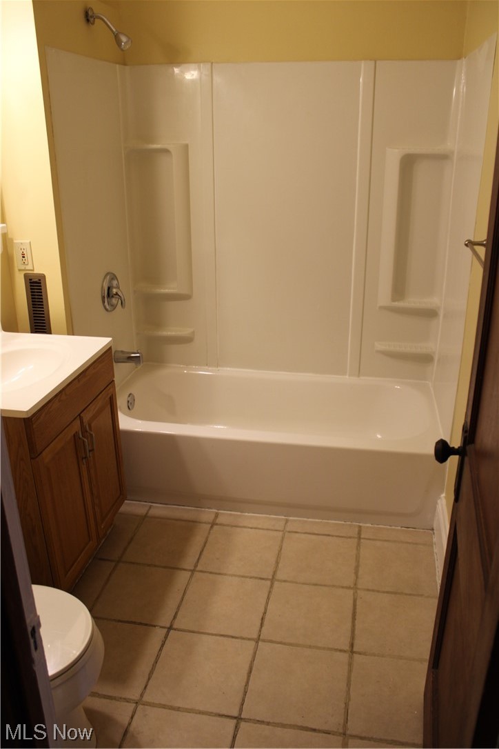 905 Spring Road Cleveland, OH 44109 - Photo 19 of 34 Gallery Image 19