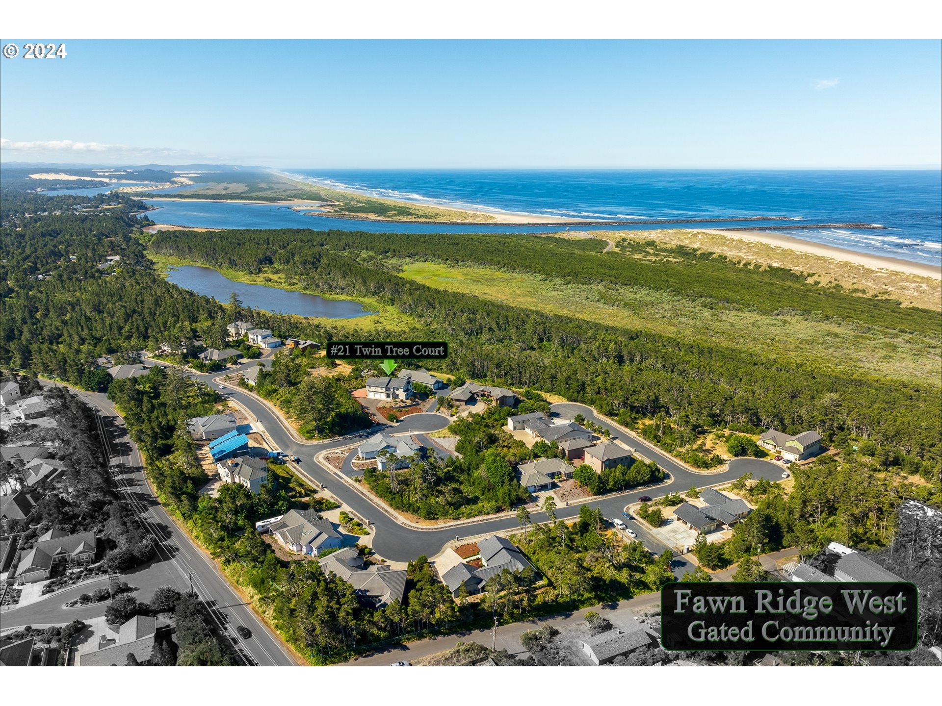 21 Twin Tree Court Florence, OR 97439 - Photo 3 of 36