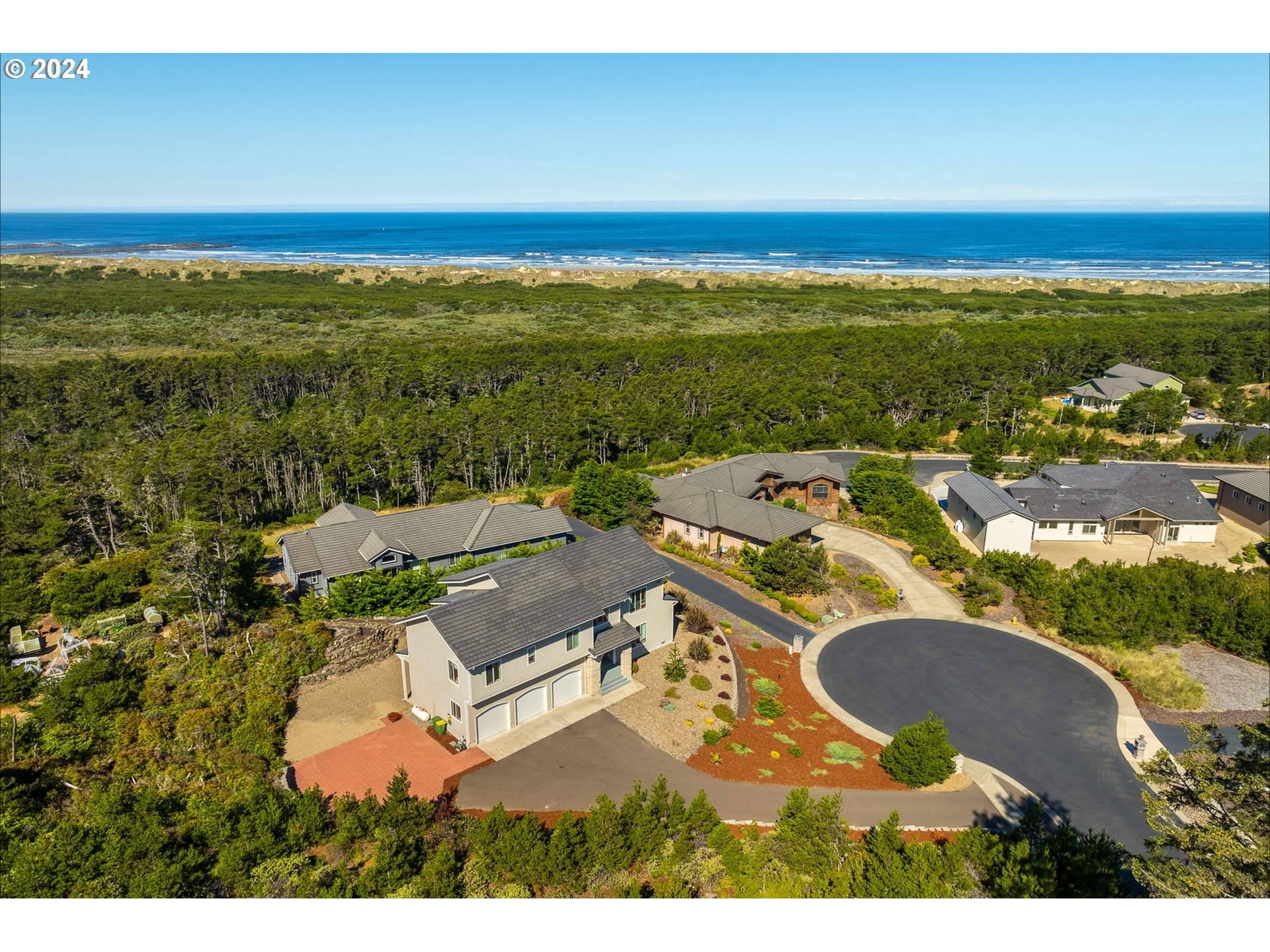 21 Twin Tree Court Florence, OR 97439 - Photo 5 of 36