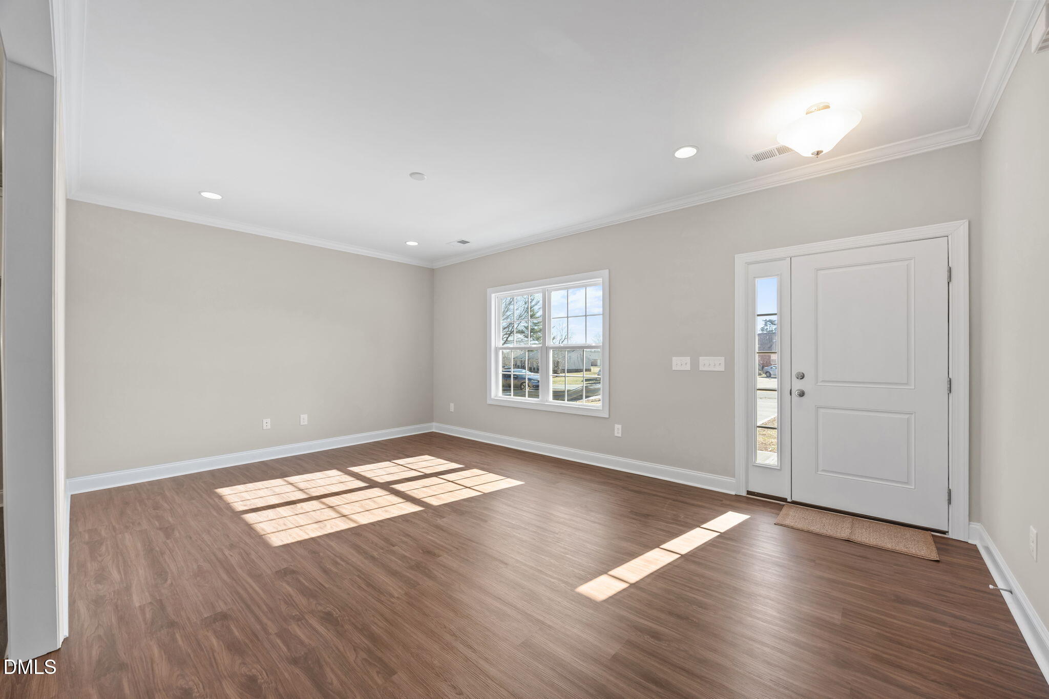 1002 Ivey Road Graham, NC 27253 - Photo 4 of 21 Family room