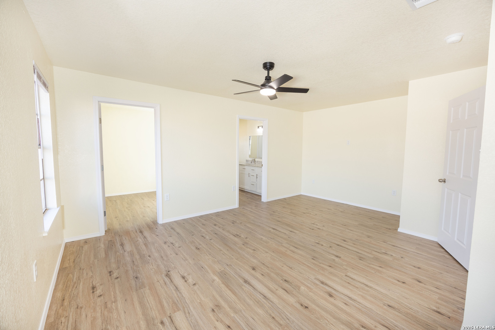 523 A Rossville Road Devine, TX 78016 - Photo 13 of 31