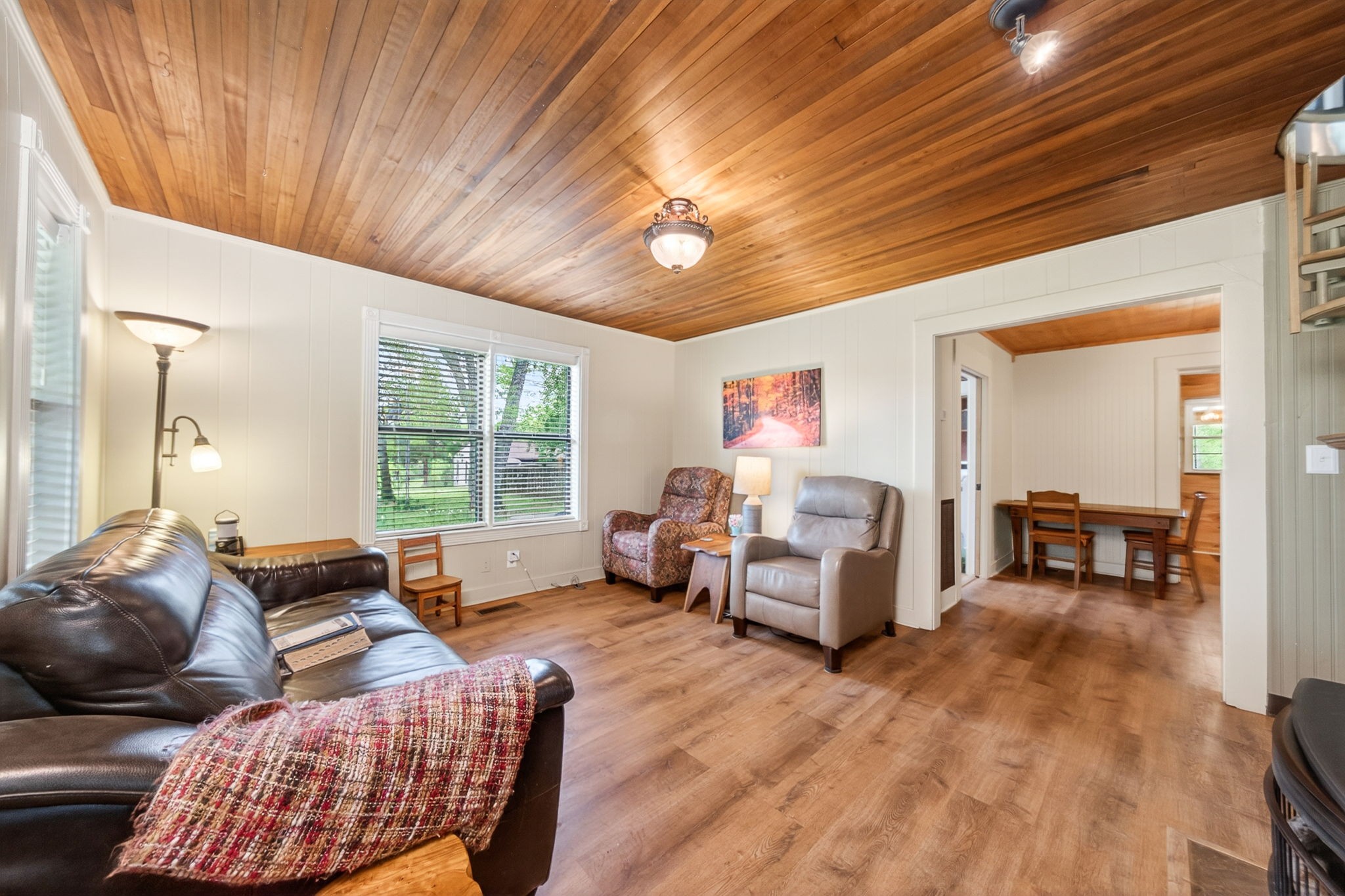 7400 Franks Ferry Road Walling, TN 38587 - Photo 11 of 55 a living room with furniture and a large window